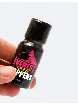 Everest Poppers Hard 15 ml im hand