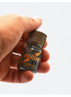 Rush Copper de Luxe 10 ml im hand